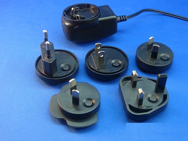 3~7.5W Interchangeable 62368 Power Adapter